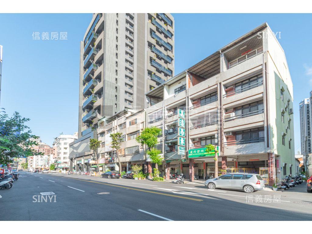 ＶＲ正向心路臨路透店可看房屋室內格局與周邊環境