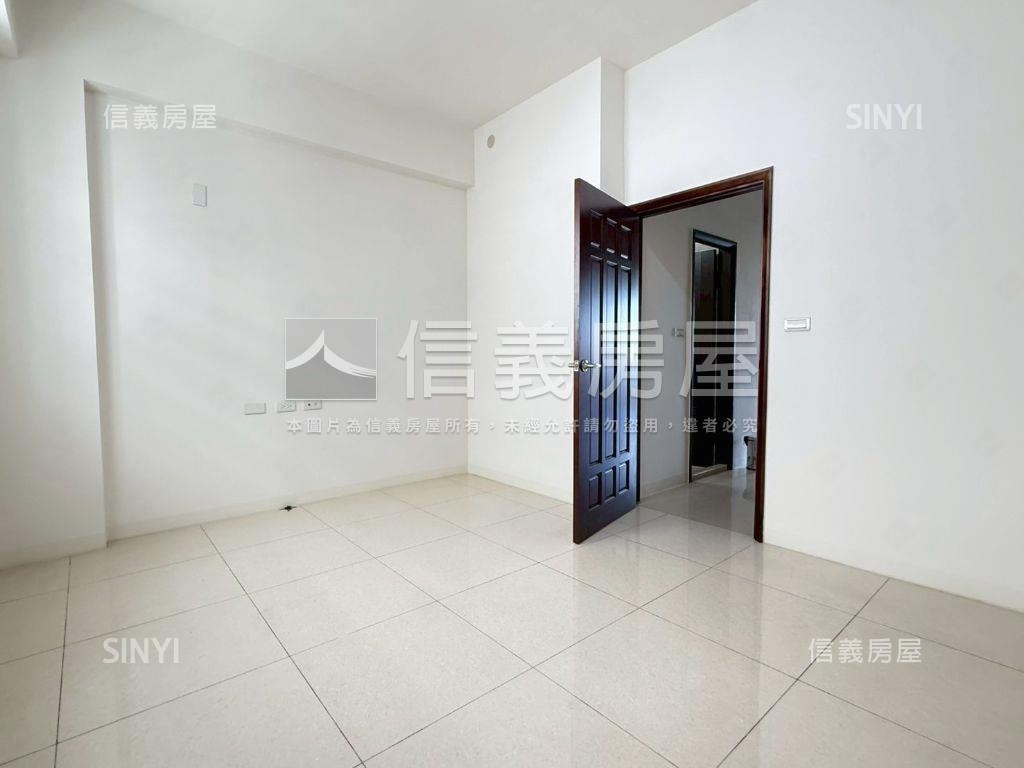 永康約六年採光新穎店墅房屋室內格局與周邊環境