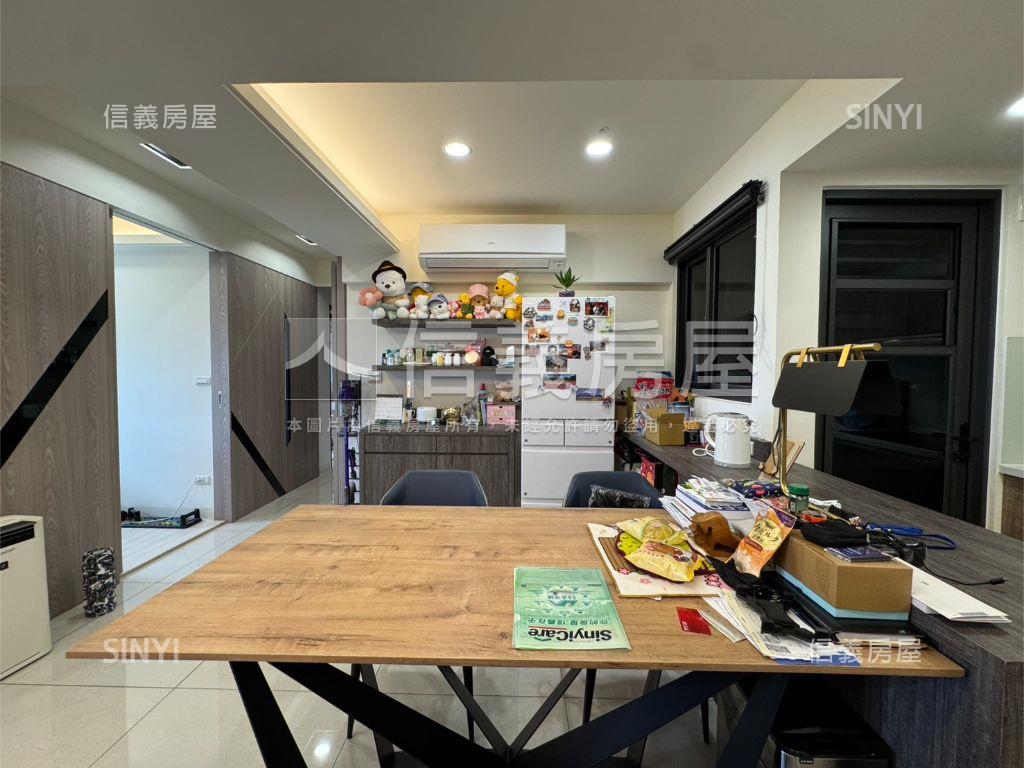 艾美館６次頂美景三房平車房屋室內格局與周邊環境