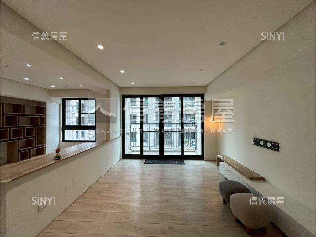 近竹南火車站次頂樓大坪數房屋室內格局與周邊環境