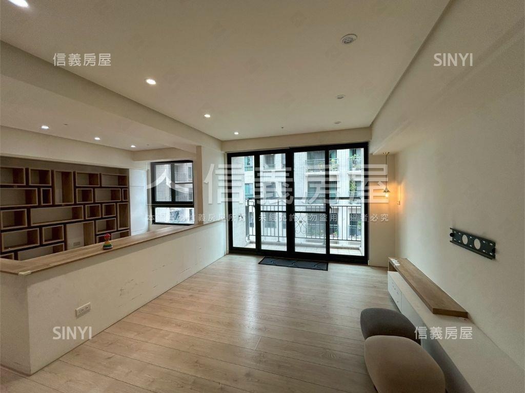 近竹南火車站次頂樓大坪數房屋室內格局與周邊環境