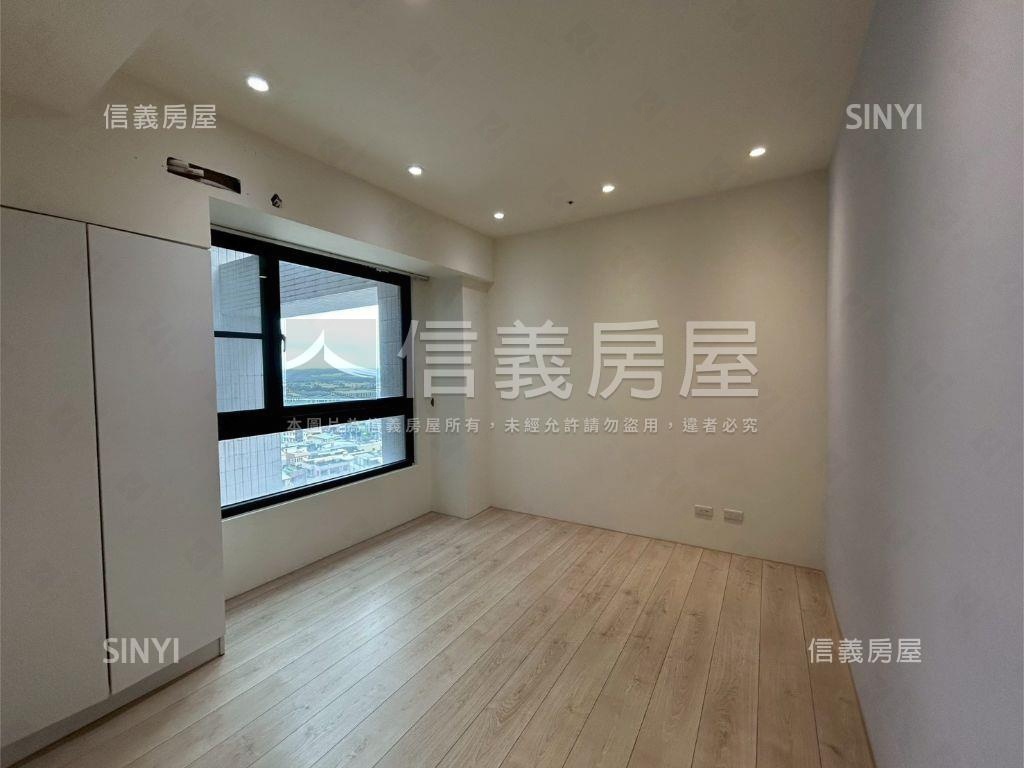 近竹南火車站次頂樓大坪數房屋室內格局與周邊環境