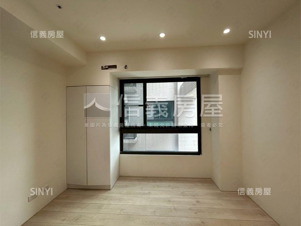 近竹南火車站次頂樓大坪數房屋室內格局與周邊環境