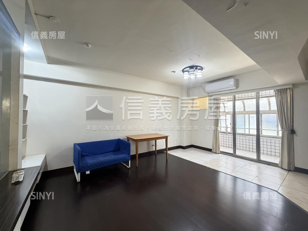 住定龍城大兩房兩衛房屋室內格局與周邊環境