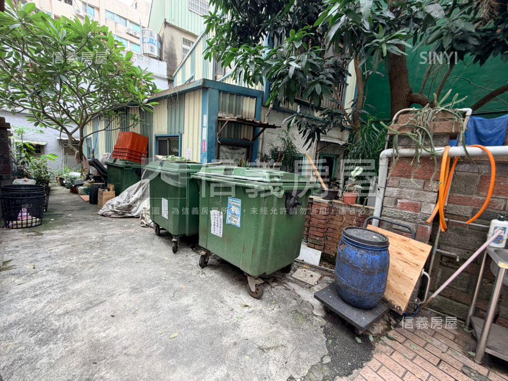 住定龍城大兩房兩衛房屋室內格局與周邊環境