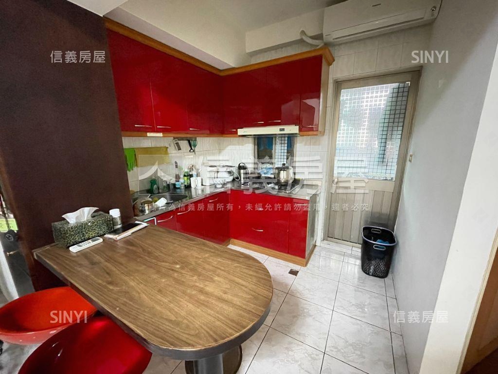 稀有昌益桂冠三房房屋室內格局與周邊環境