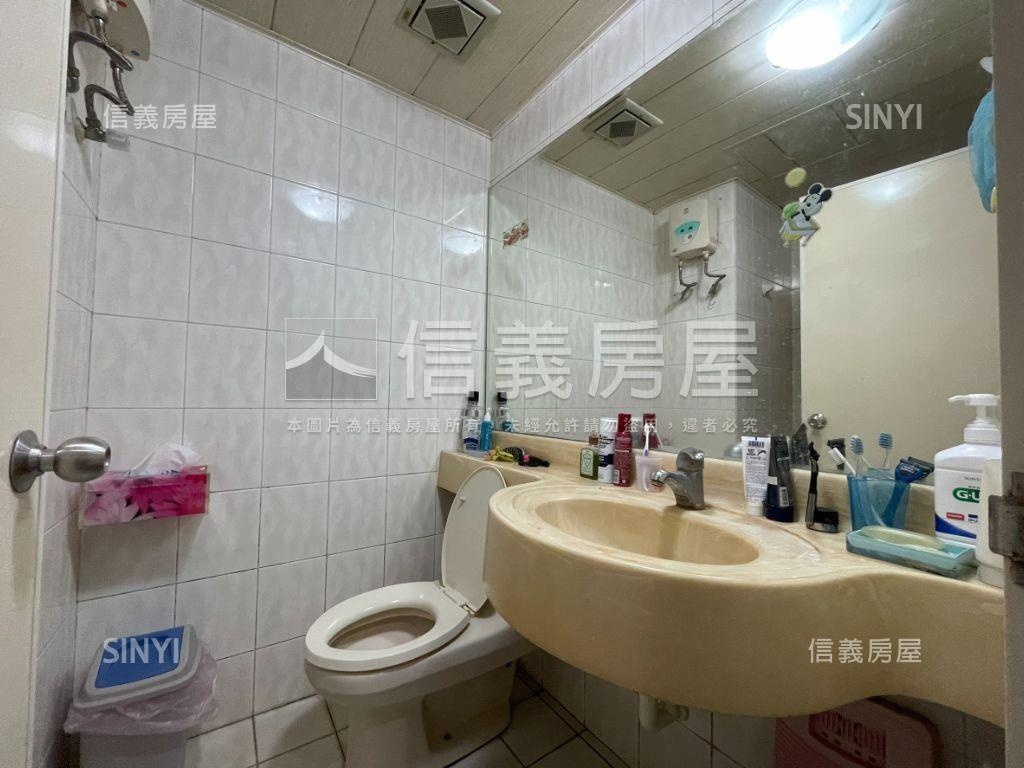 稀有昌益桂冠三房房屋室內格局與周邊環境
