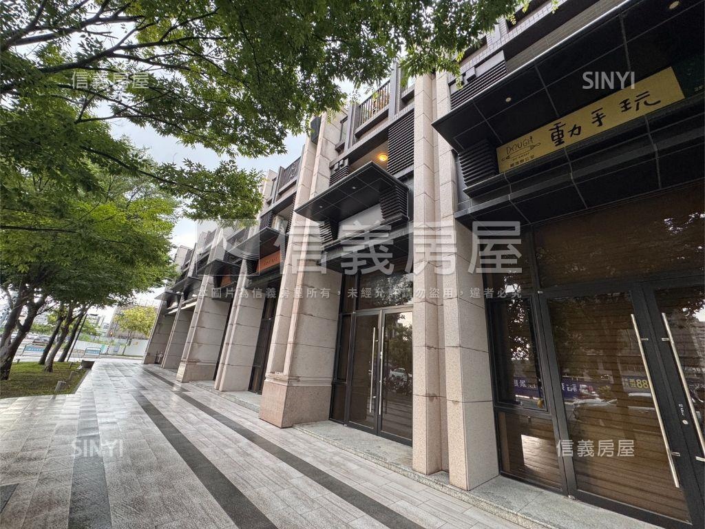 蜜之地金店面房屋室內格局與周邊環境