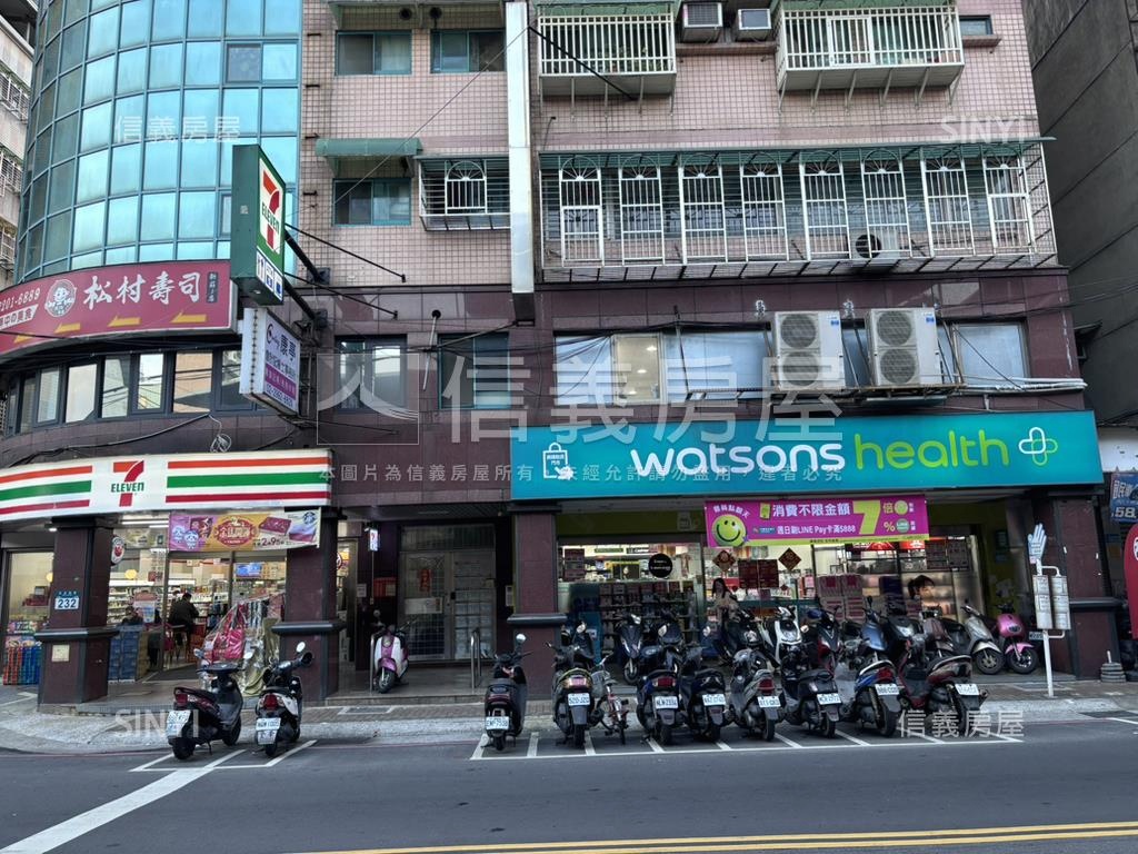 光華國小電梯２房車位房屋室內格局與周邊環境