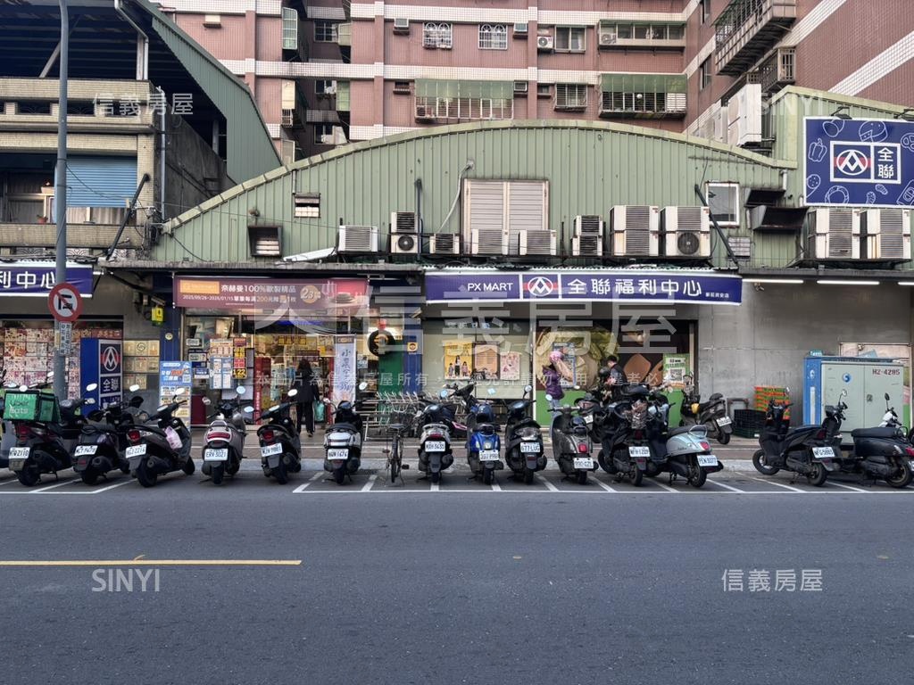 光華國小電梯２房車位房屋室內格局與周邊環境