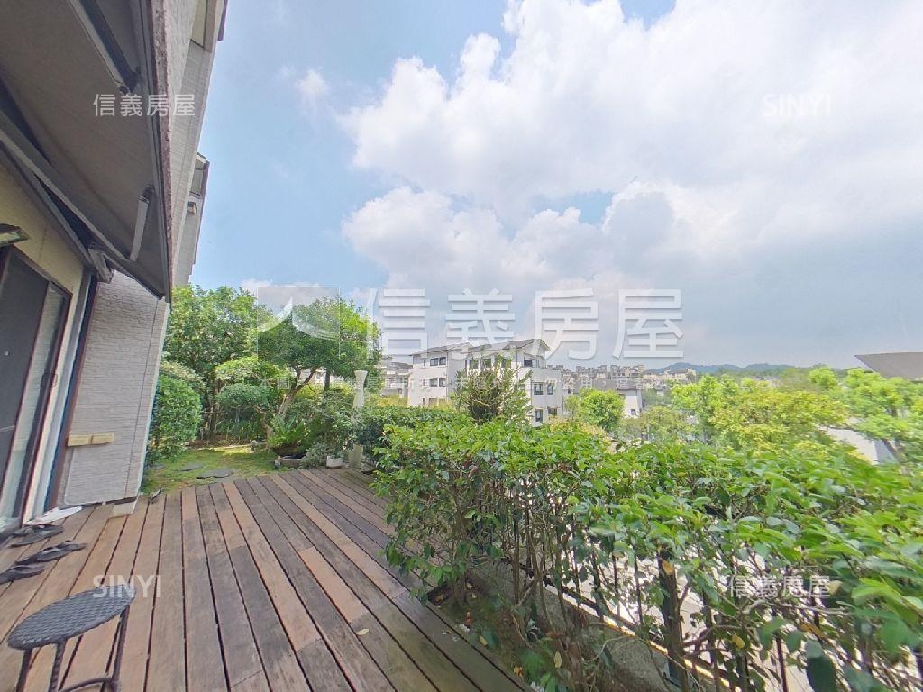 康橋旁景觀電梯獨戶別墅房屋室內格局與周邊環境