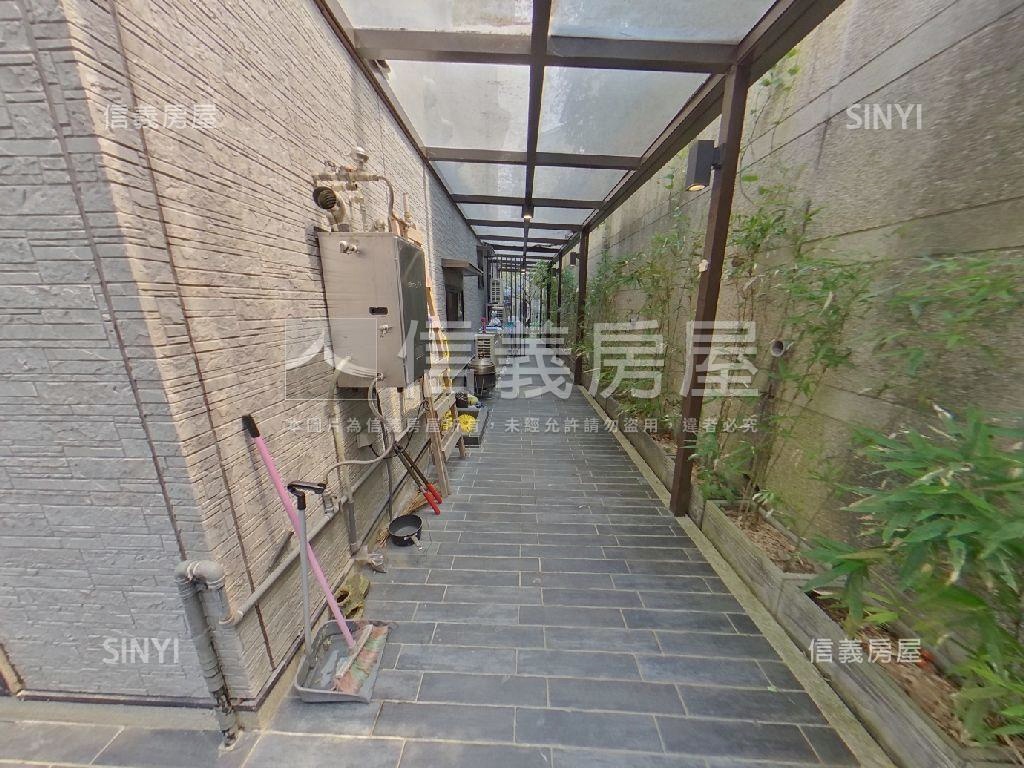 康橋旁景觀電梯獨戶別墅房屋室內格局與周邊環境