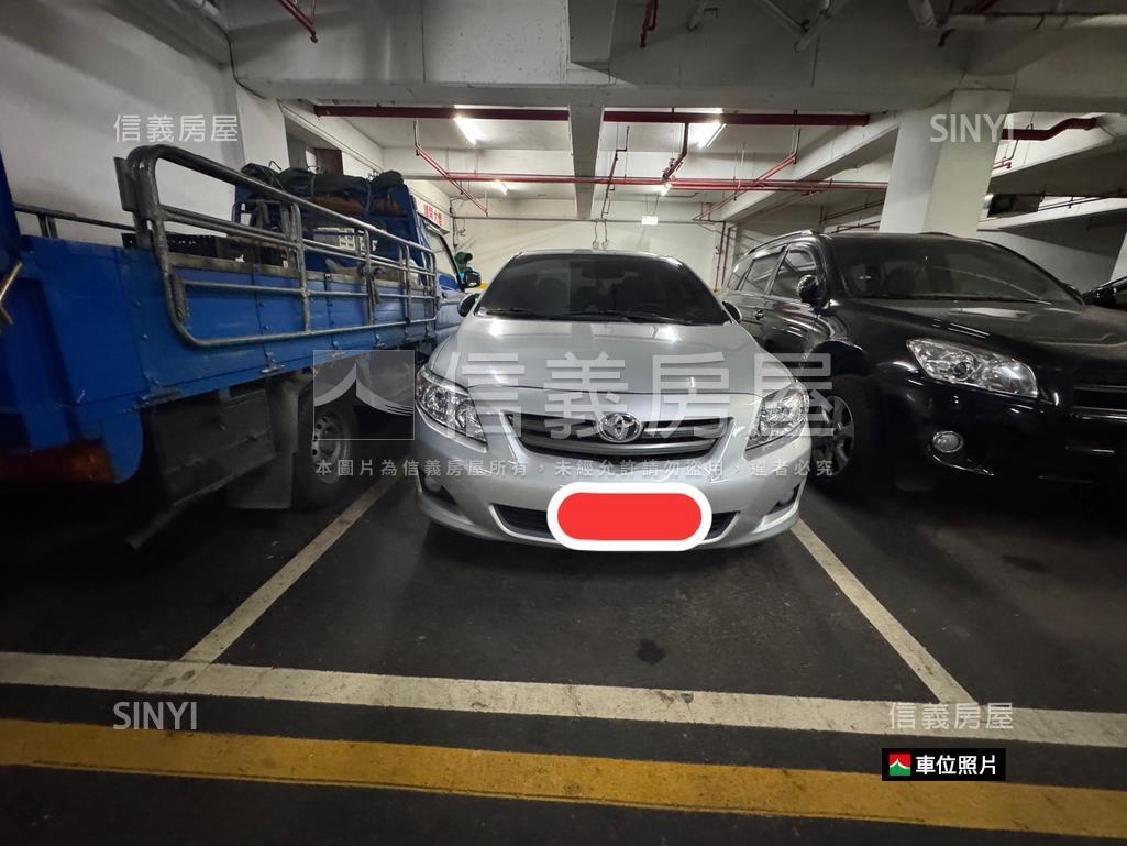 吉祥書香大四房附車位房屋室內格局與周邊環境