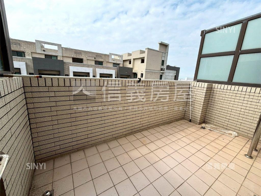 新光田☆前院車庫別墅房屋室內格局與周邊環境