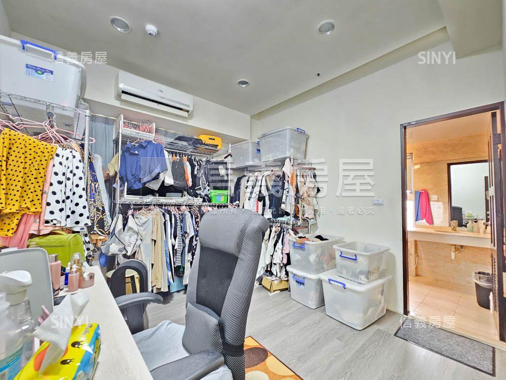 玉山優景三房車位房屋室內格局與周邊環境
