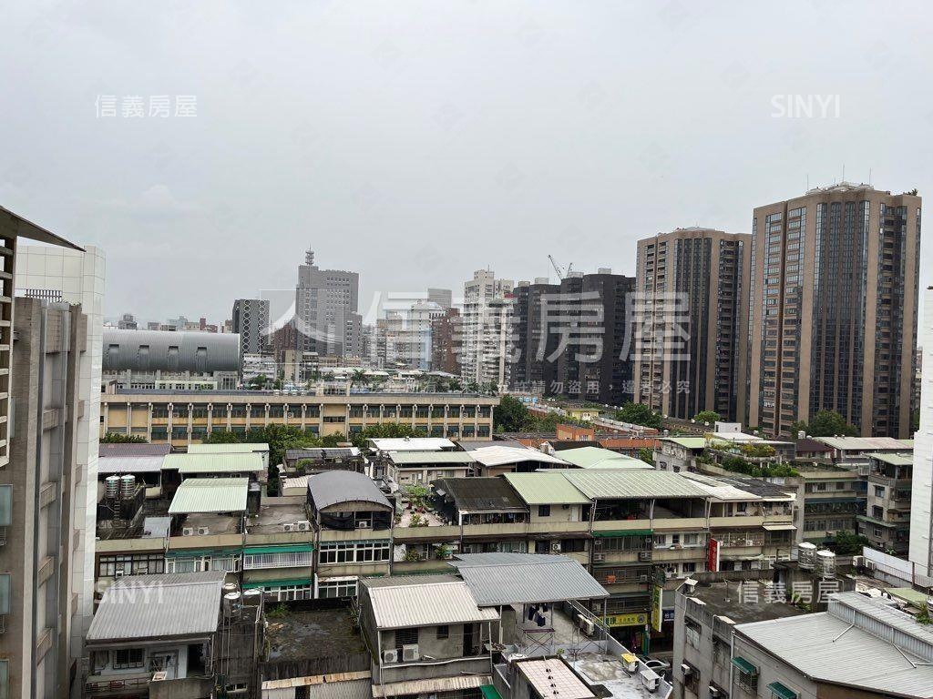 成功捷運美景３房房屋室內格局與周邊環境