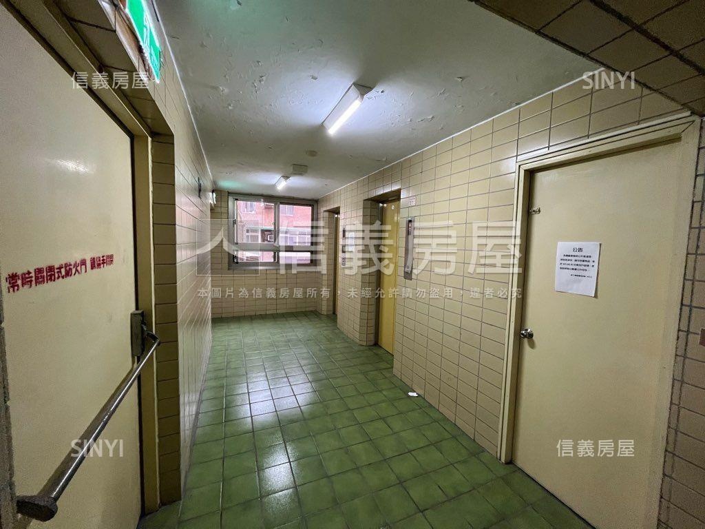 成功捷運美景３房房屋室內格局與周邊環境