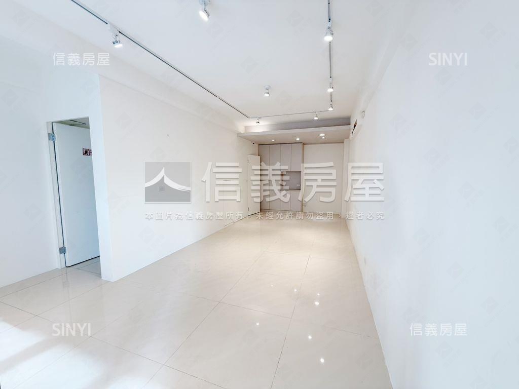 大墩五期黃金店面附平車房屋室內格局與周邊環境