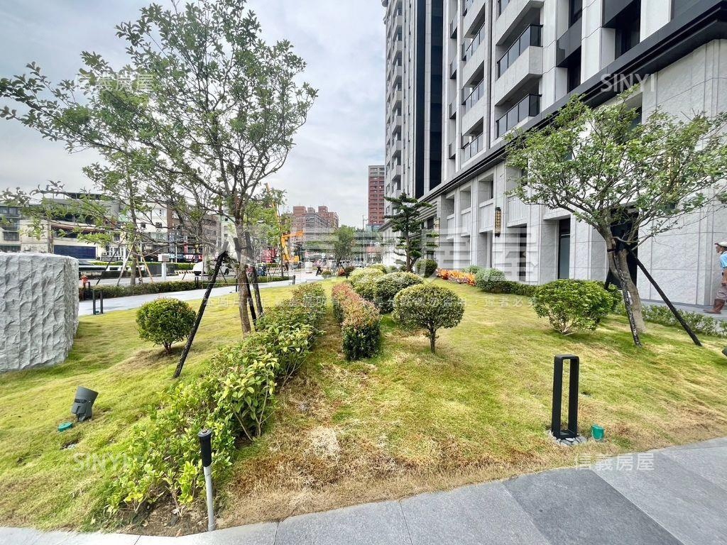 江翠重劃Ｆ區奢華美宅車位房屋室內格局與周邊環境