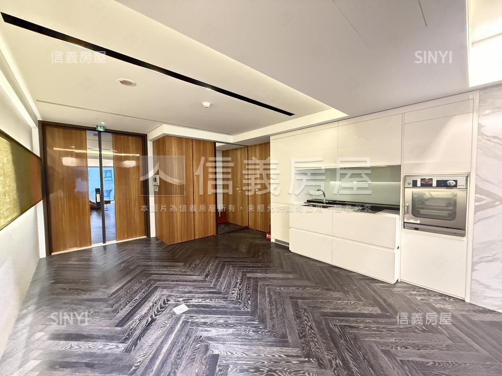 內湖五期精品維多利亞房屋室內格局與周邊環境