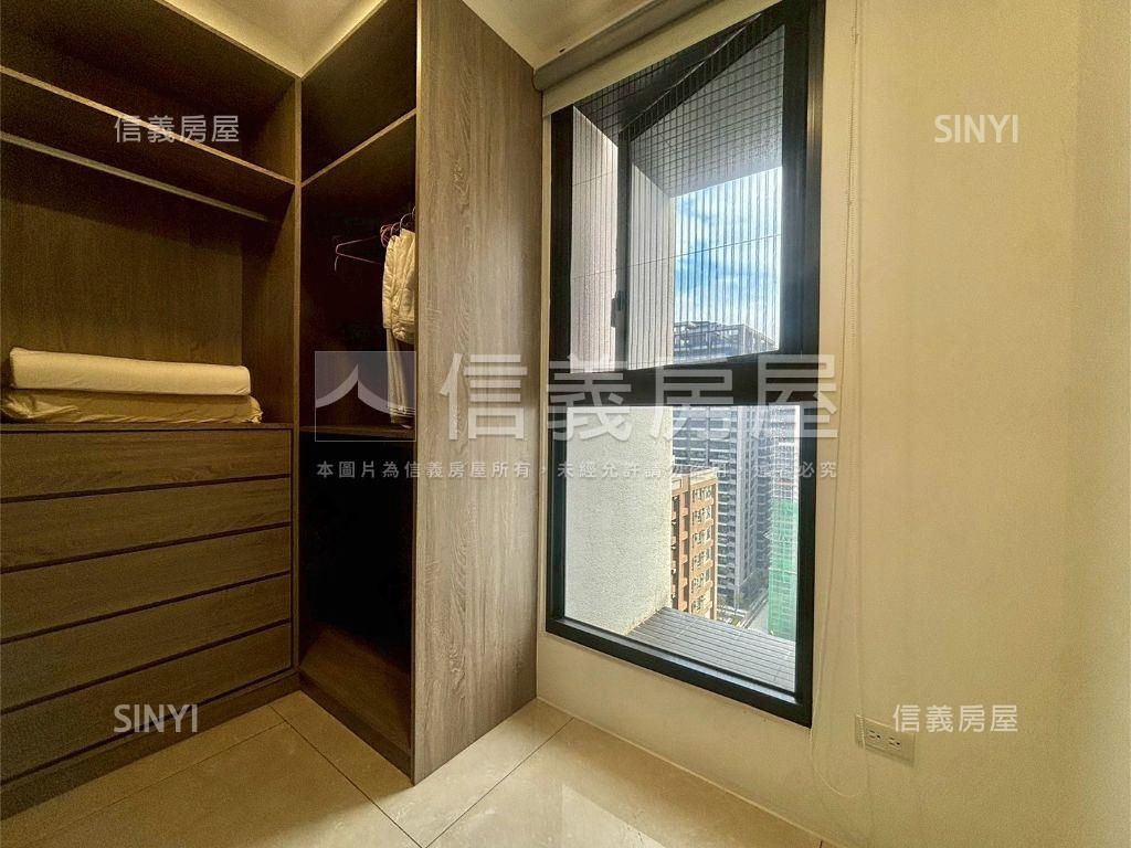 美術皇居高樓景觀三房雙車房屋室內格局與周邊環境