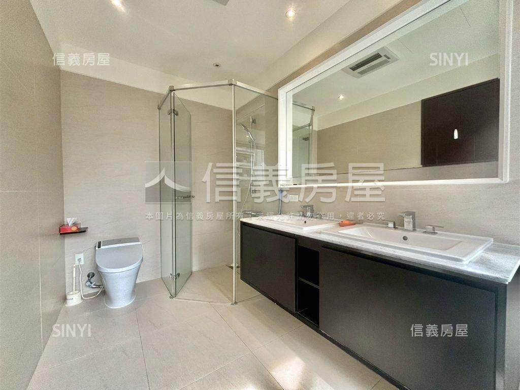 美術皇居高樓景觀三房雙車房屋室內格局與周邊環境