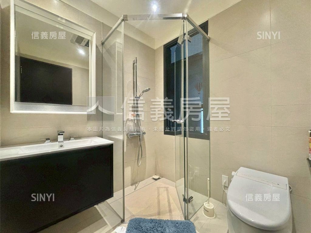 美術皇居高樓景觀三房雙車房屋室內格局與周邊環境