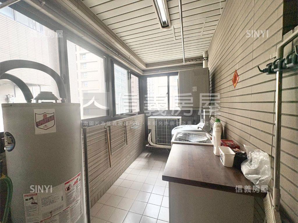 紫京城校園景觀歐式美宅房屋室內格局與周邊環境