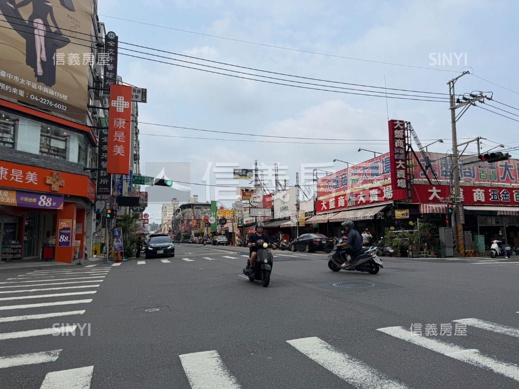 高樓層３房平車～寬廣視野房屋室內格局與周邊環境