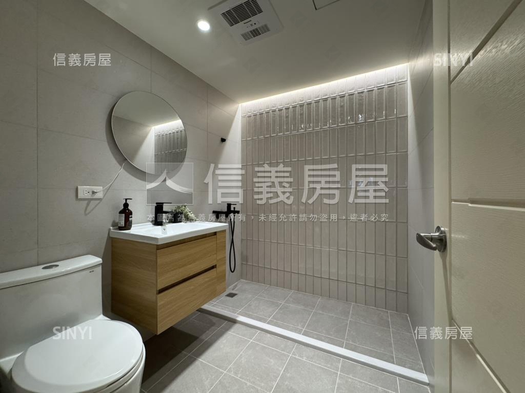 全新整理時尚便利珍貴二樓房屋室內格局與周邊環境