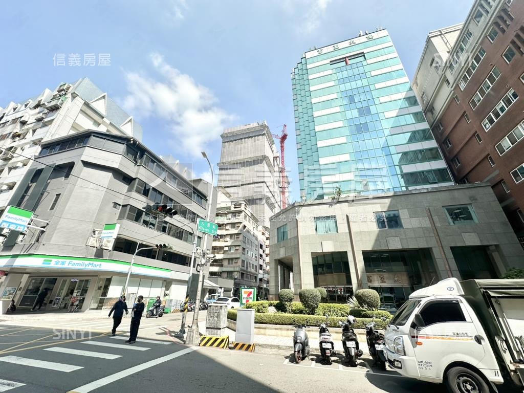 理仁奕舍中高樓層房屋室內格局與周邊環境