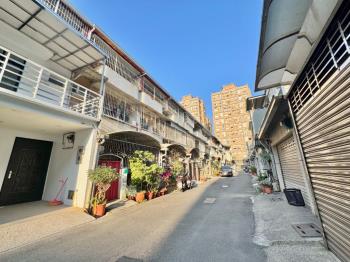 近五王國小孝親活巷透天