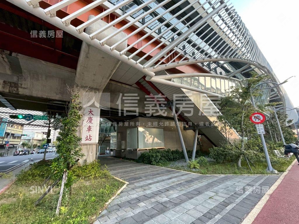 首購－假日光景明亮大一房房屋室內格局與周邊環境