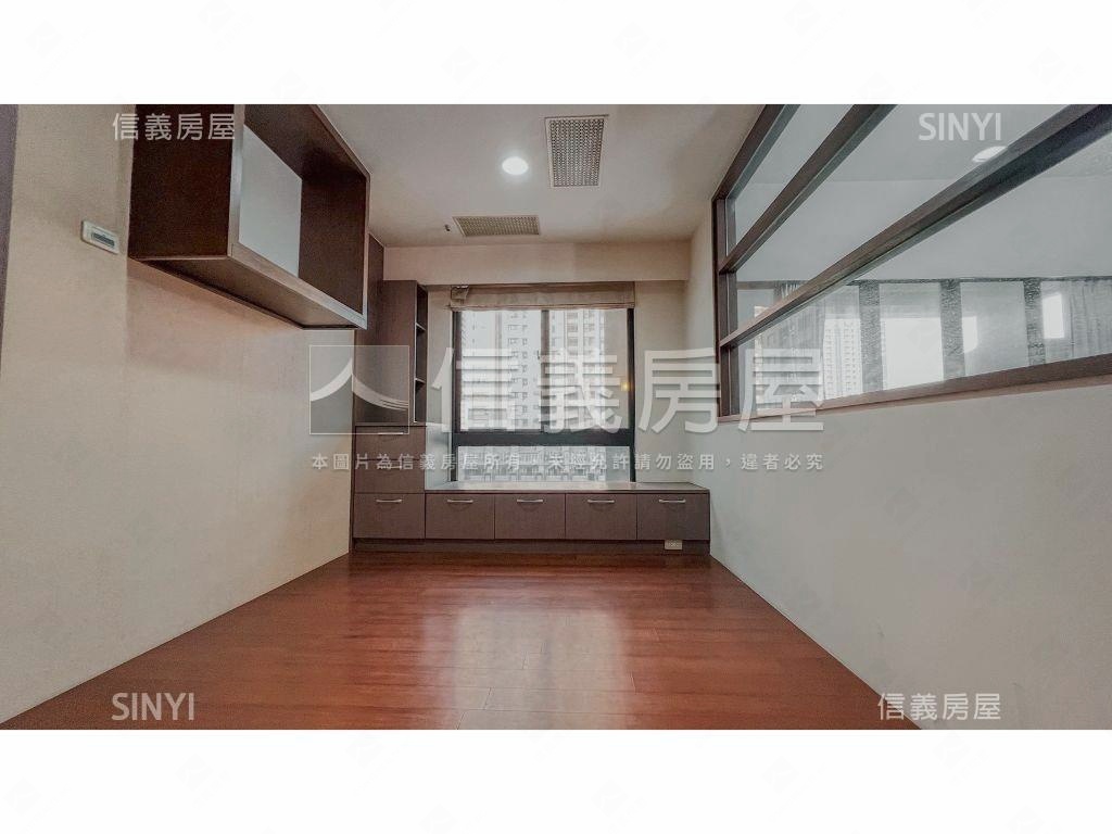 美術館景觀大四房平車房屋室內格局與周邊環境