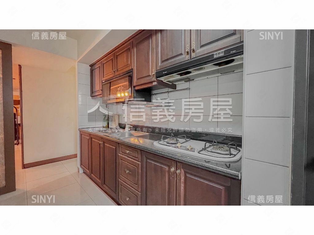 美術館景觀大四房平車房屋室內格局與周邊環境