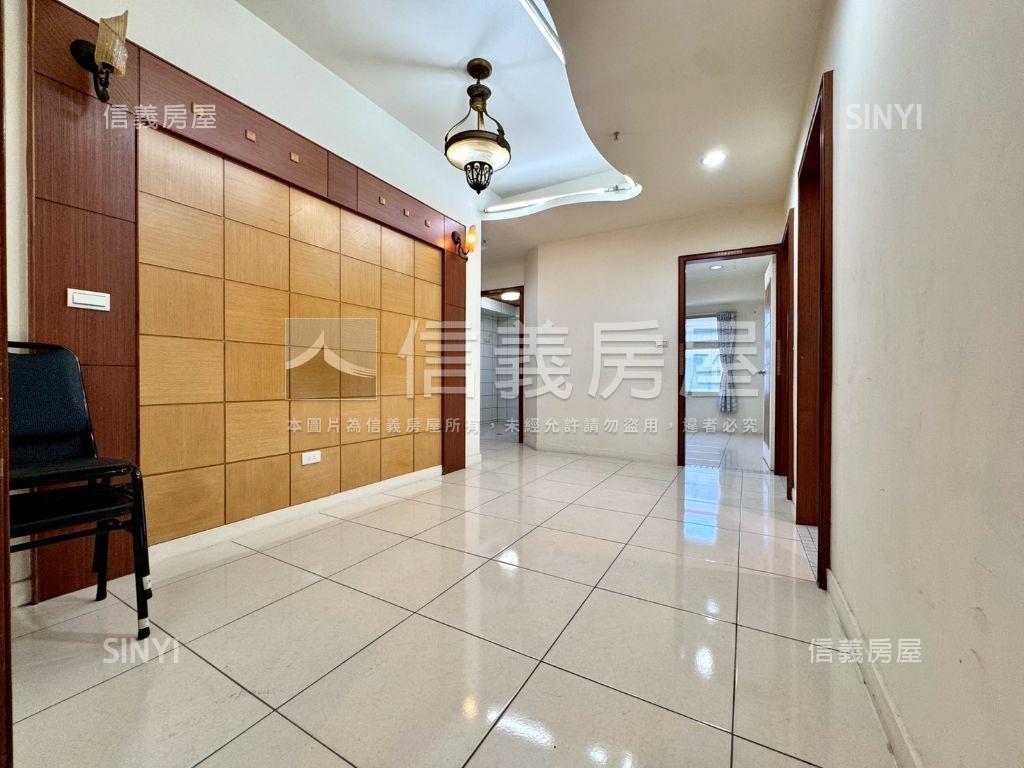 北屯松竹商圈大空間四房房屋室內格局與周邊環境