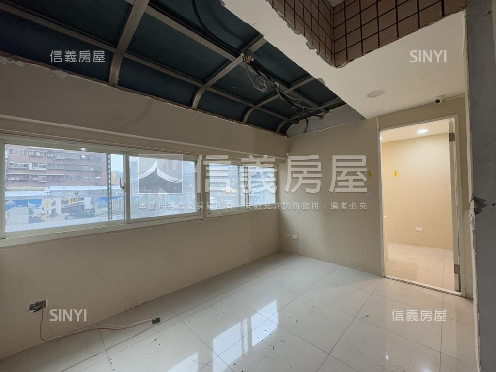 民生面寬店面房屋室內格局與周邊環境