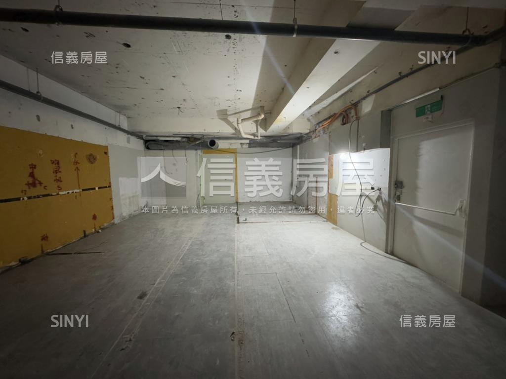 民生面寬店面房屋室內格局與周邊環境