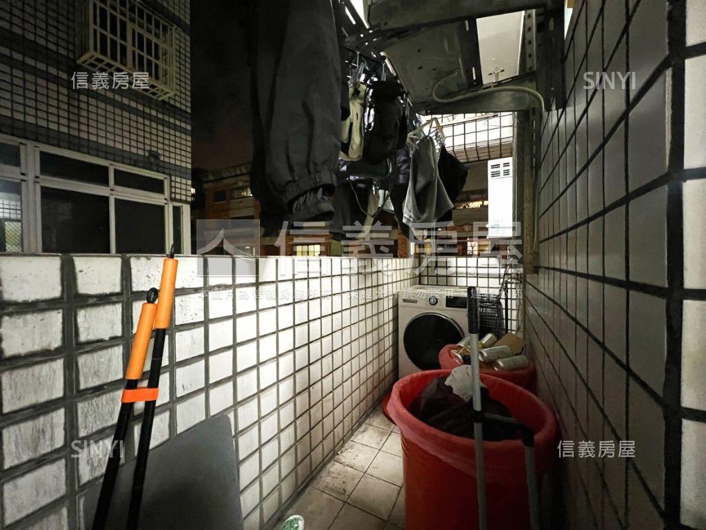 中平三房附車位房屋室內格局與周邊環境