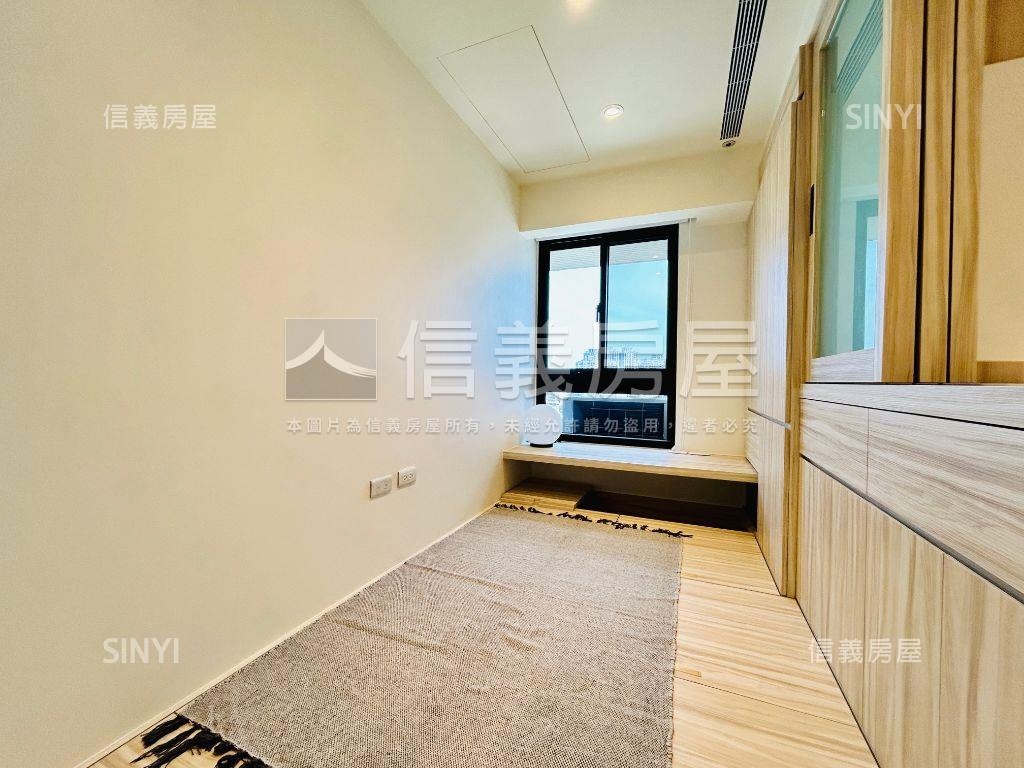 有逸市全新高樓裝潢三房房屋室內格局與周邊環境