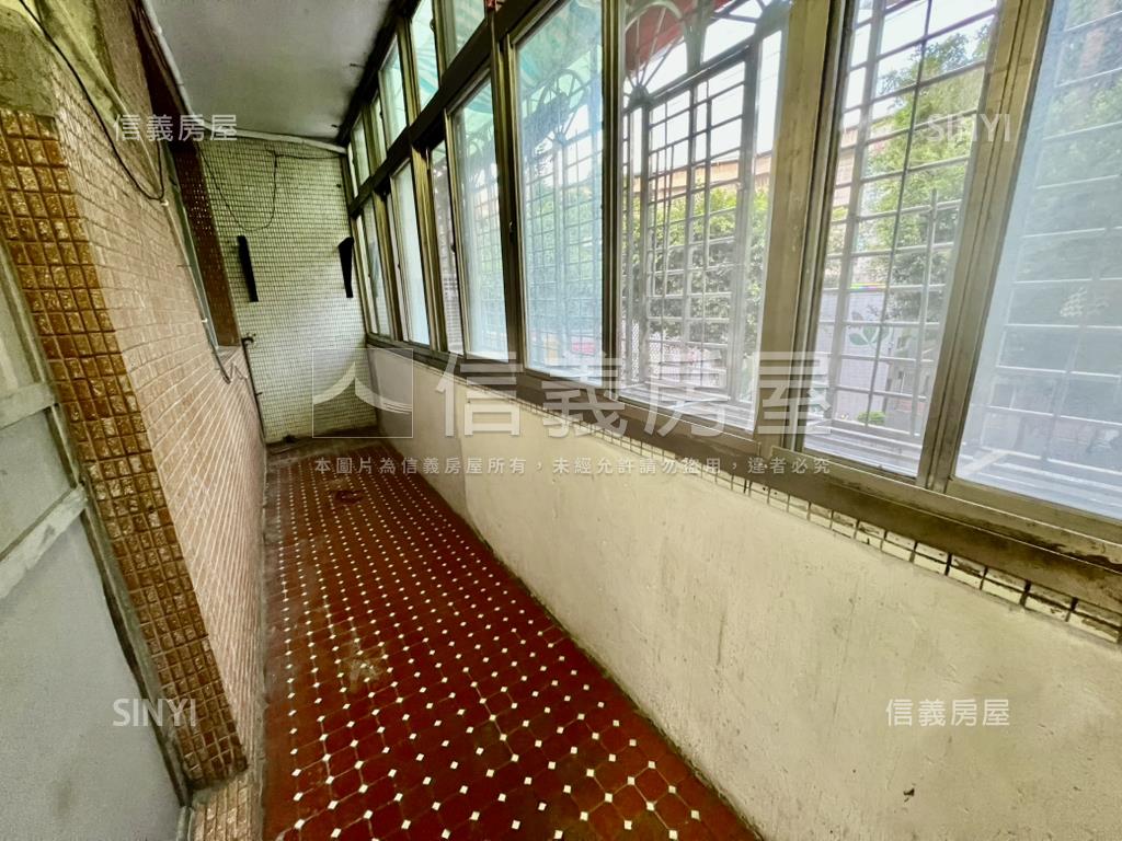 復興國小正對面２樓房屋室內格局與周邊環境