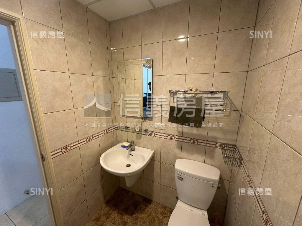 大地坪太陽能收租透套房屋室內格局與周邊環境