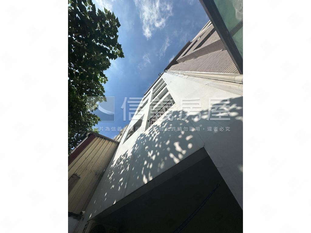 大地坪太陽能收租透套房屋室內格局與周邊環境