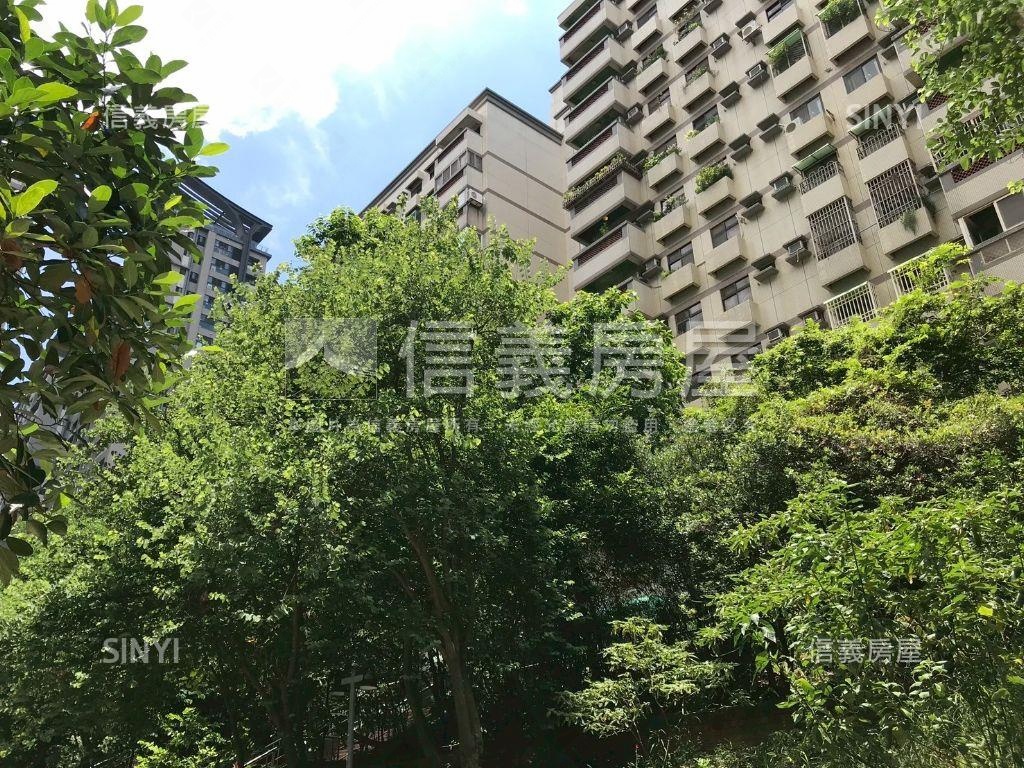 國安國宅乙區三房房屋室內格局與周邊環境
