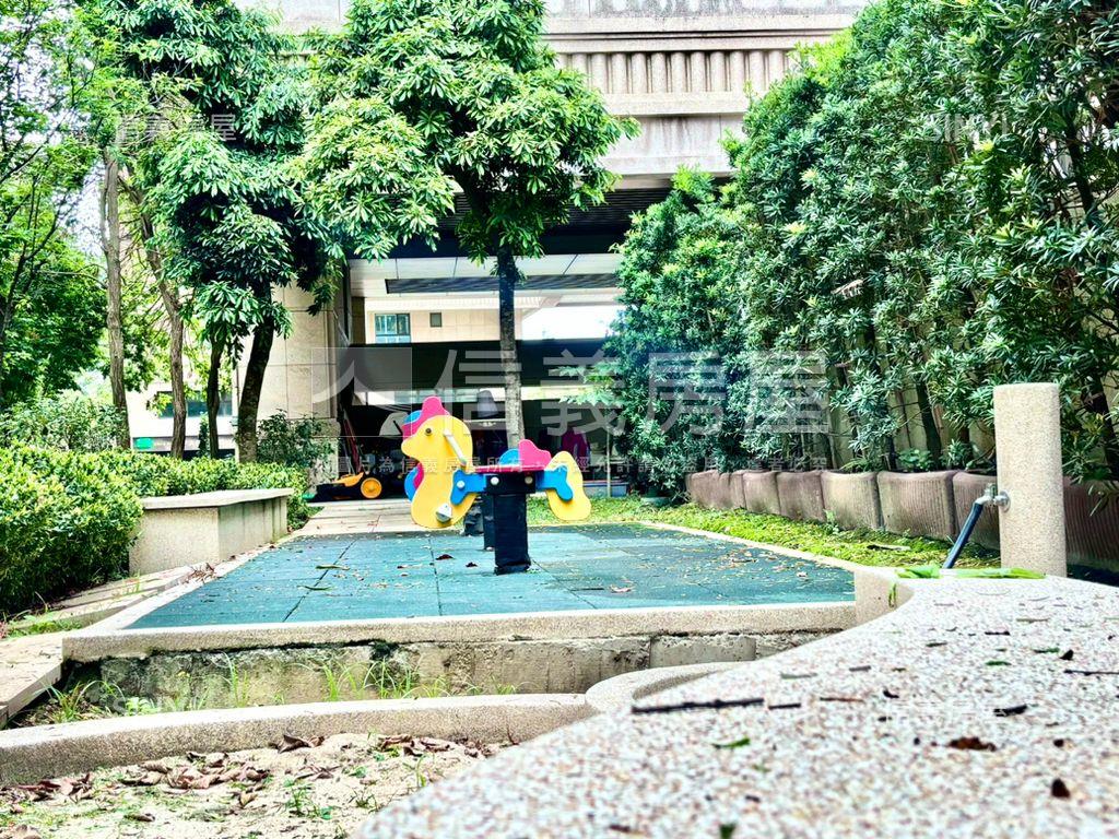 店長推薦微笑雲品馬年吉祥房屋室內格局與周邊環境