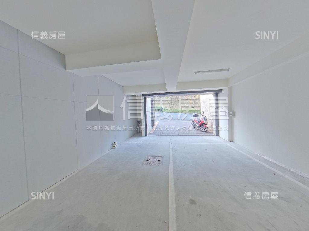 青崧華城電梯別墅房屋室內格局與周邊環境