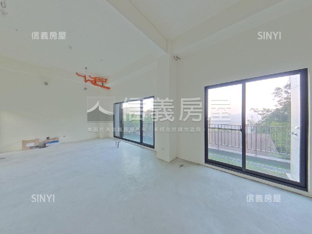 青崧華城電梯別墅房屋室內格局與周邊環境