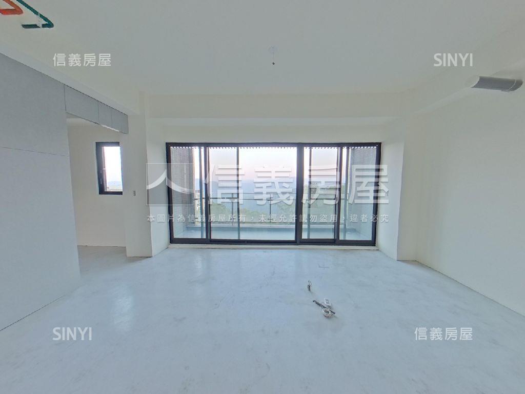 青崧華城電梯別墅房屋室內格局與周邊環境