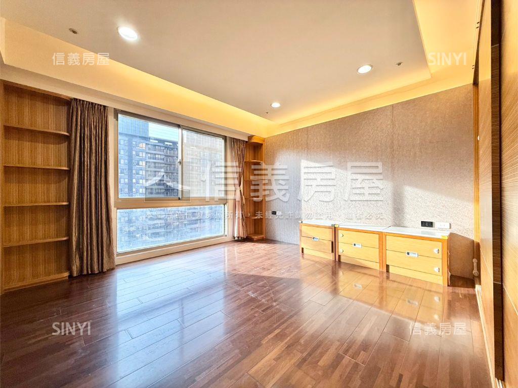 皇翔四季會館帝王居房屋室內格局與周邊環境