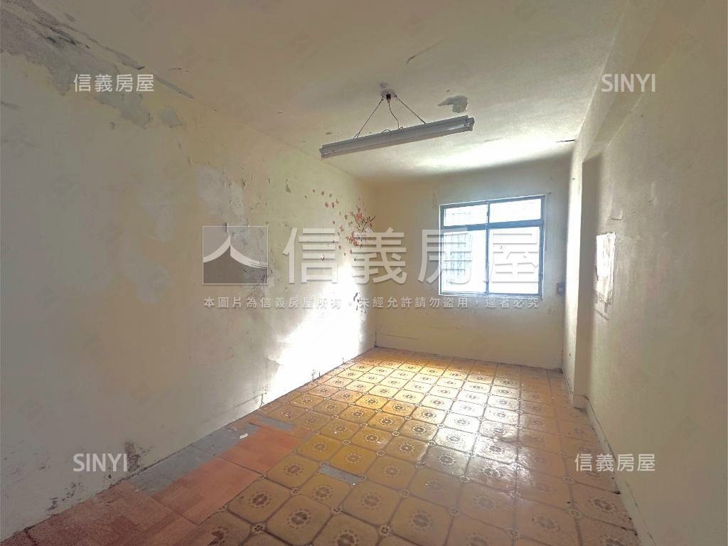 低總價好入手三房雙衛房屋室內格局與周邊環境
